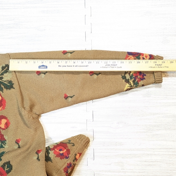 Vintage JH Collectibles Wool Floral Cardigan V-neck Sweater, Cozy, Grannycore PS - Picture 7 of 9